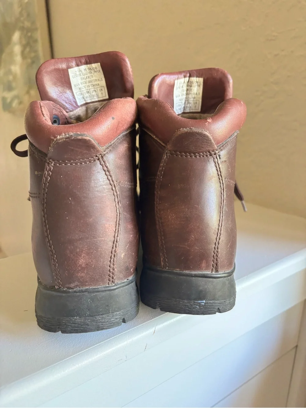 Womens VASQUE Sundowner GTX Leather Waterproof Hiking Boots / Size 9.5 Medium